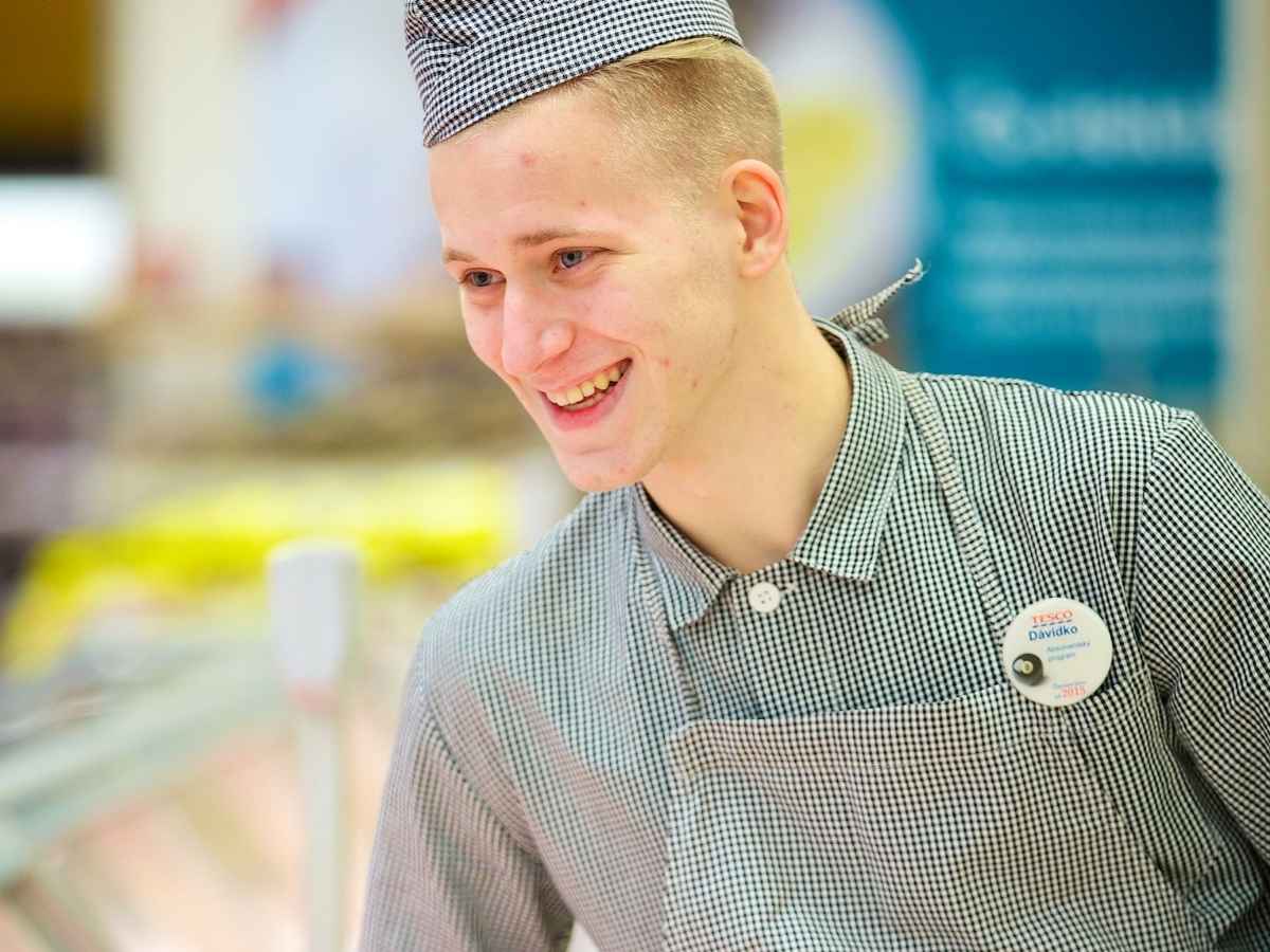 Tím Tesco na predajni
